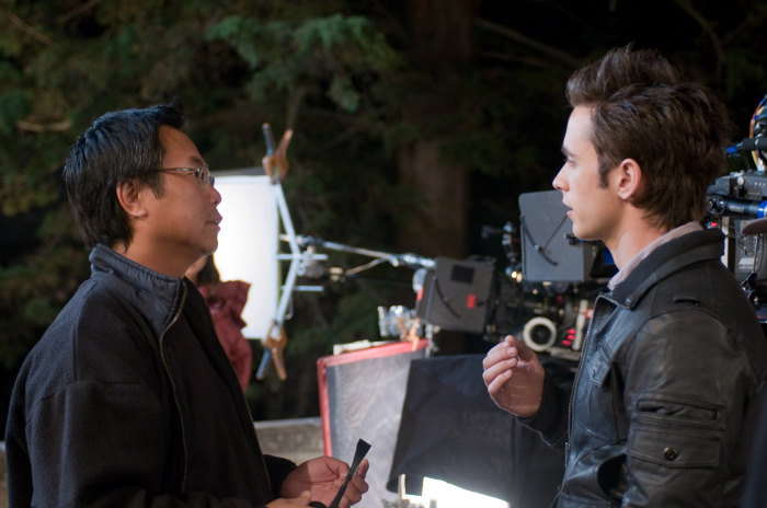 James Wong در صحنه فیلم سینمایی Dragonball Evolution به همراه جاستین چتوین
