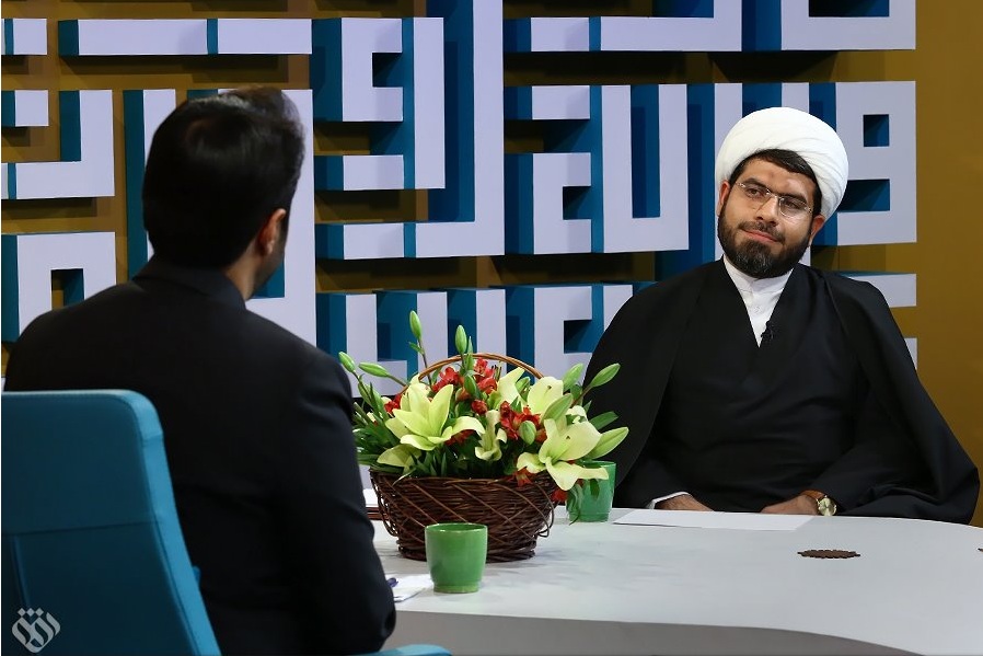  برنامه تلویزیونی قرار به کارگردانی ندارد