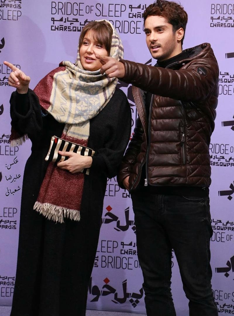 گلوریا هاردی در اکران افتتاحیه فیلم سینمایی پل خواب به همراه ساعد سهیلی