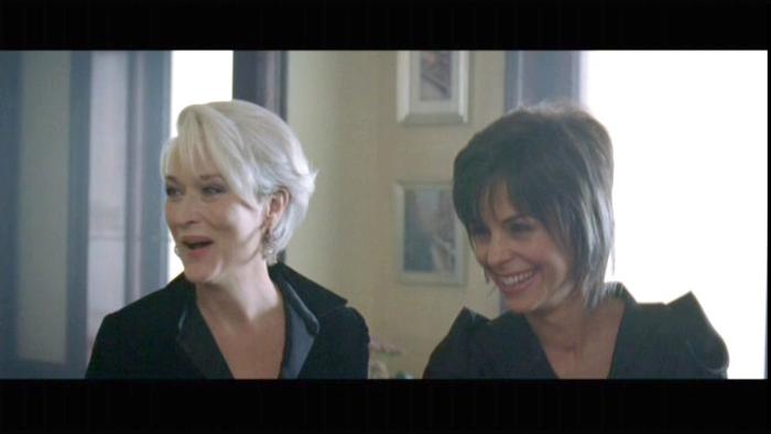 استفانی اسزوستاک در صحنه فیلم سینمایی شیطان پرادا می پوشد به همراه مریل استریپ