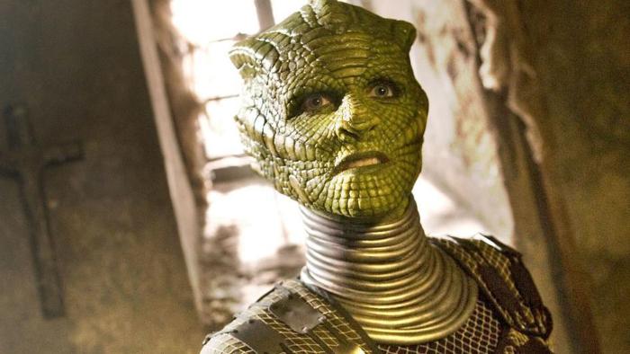 Neve McIntosh در صحنه سریال تلویزیونی Doctor Who