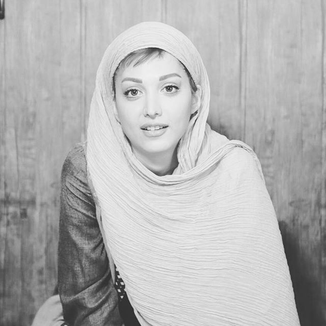 تصویری شخصی از روشنک گرامی، بازیگر سینما و تلویزیون