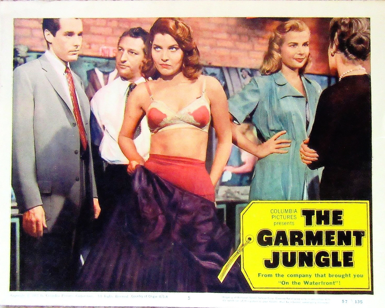  فیلم سینمایی The Garment Jungle با حضور Gia Scala