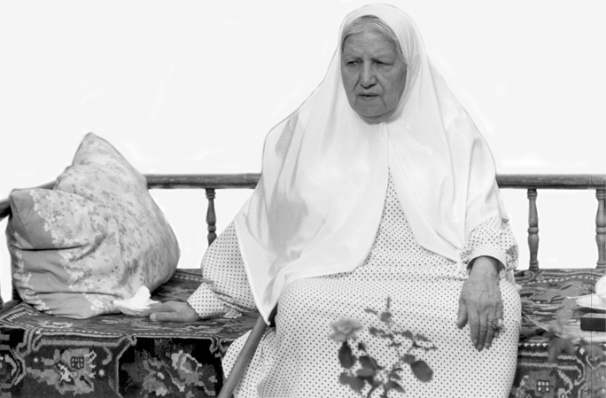  فیلم سینمایی مادر به کارگردانی علی حاتمی