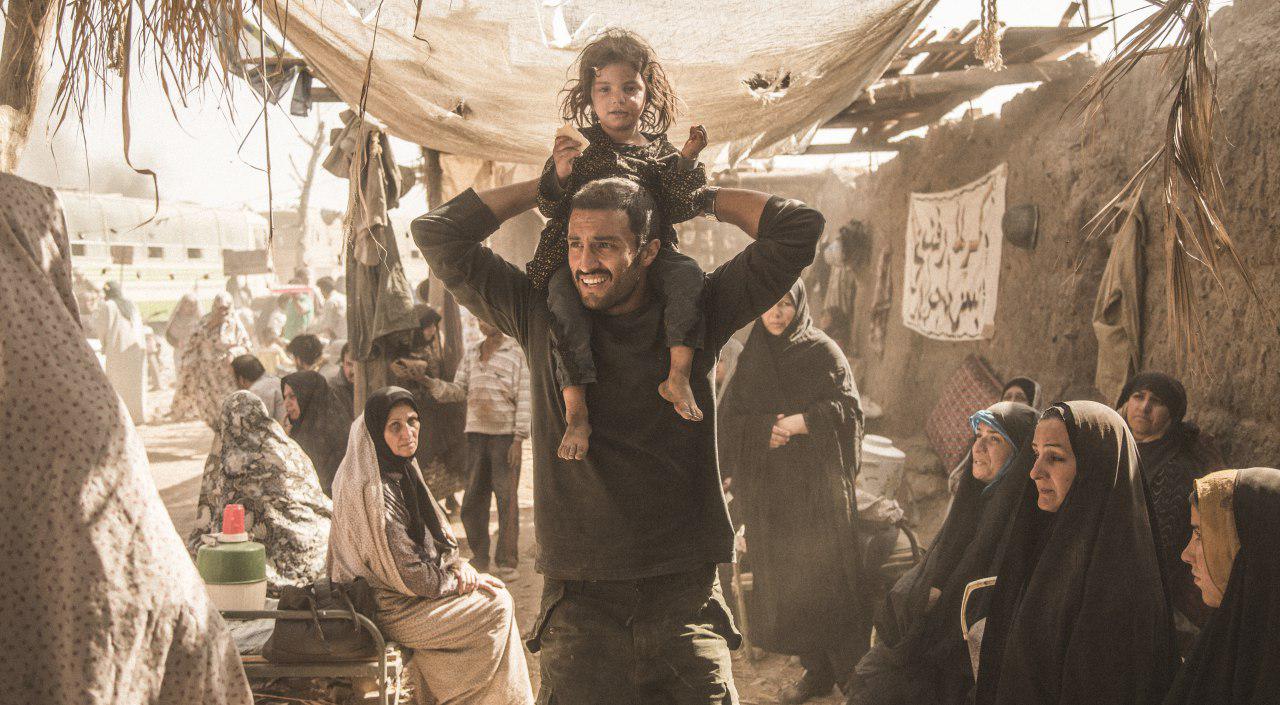 امیر جدیدی در صحنه فیلم سینمایی تنگه ابوقریب