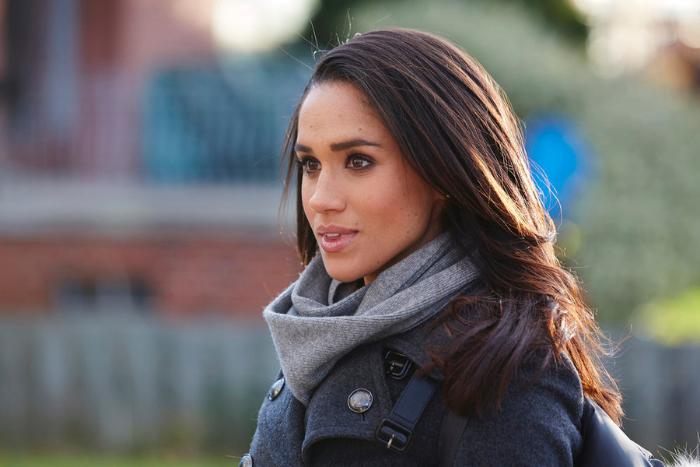 Meghan Markle در صحنه سریال تلویزیونی کت پوشها