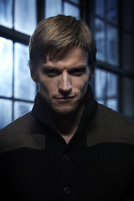 Gideon Emery در صحنه سریال تلویزیونی گرگ نوجوان