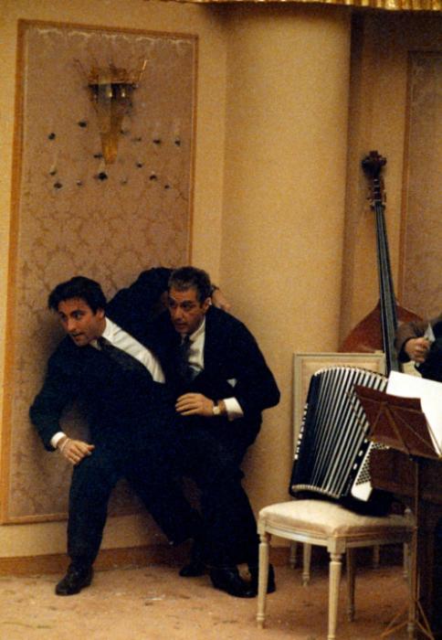 آل پاچینو در صحنه فیلم سینمایی پدرخوانده: قسمت سوم به همراه Andy Garcia