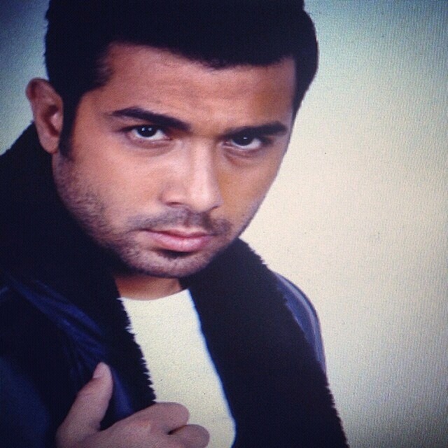 تصویری شخصی از حسین مهری، بازیگر سینما و تلویزیون