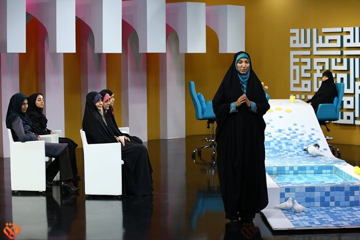  برنامه تلویزیونی قرار به کارگردانی ندارد