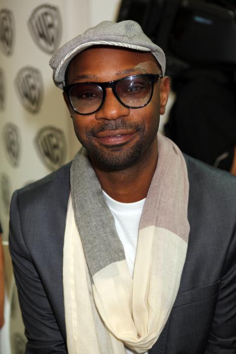 Nelsan Ellis در صحنه سریال تلویزیونی خون حقیقی