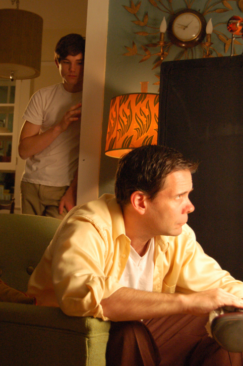 توماس ری رایان در صحنه فیلم سینمایی Dream Boy به همراه Stephan Bender