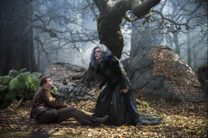 جیمز کوردن در صحنه فیلم سینمایی به سوی جنگل به همراه مریل استریپ