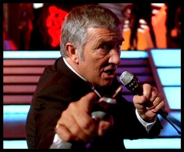 Richard Dawson در صحنه فیلم سینمایی مرد فراری