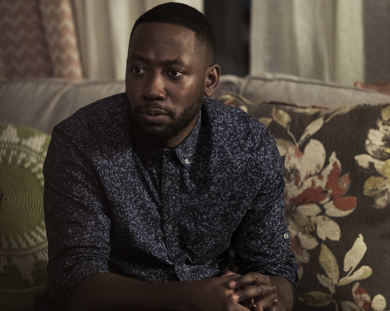 Lamorne Morris در صحنه فیلم سینمایی شب بازی