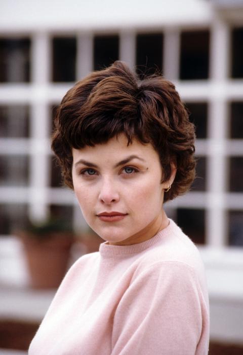 Sherilyn Fenn در صحنه سریال تلویزیونی توئین پیکس