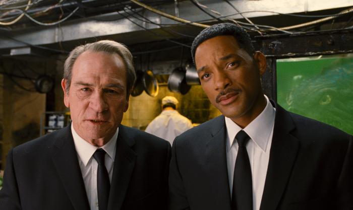  فیلم سینمایی مردان سیاه پوش ۳ با حضور تامی لی جونز و ویل اسمیت