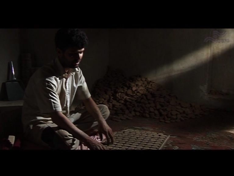  فیلم سینمایی مجاوران آستان نور به کارگردانی مینو بیگی