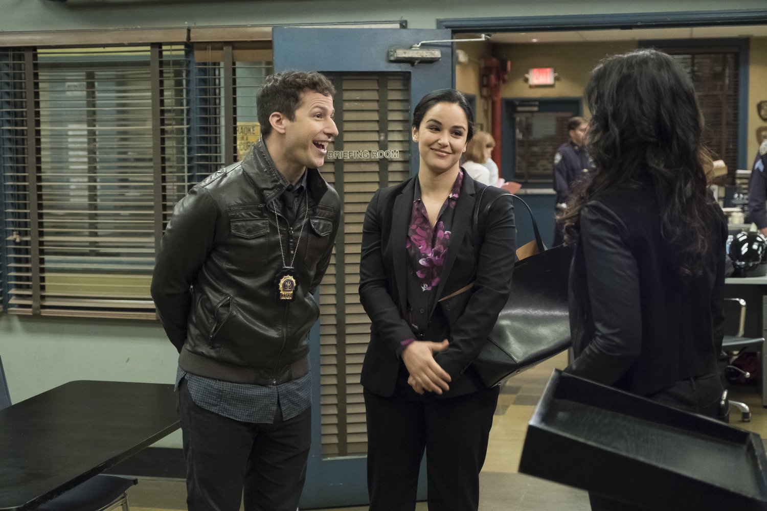  سریال تلویزیونی بروکلین 99 به کارگردانی Michael Schur و Dan Goor