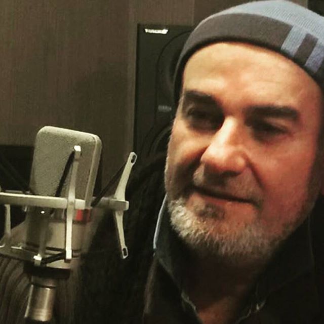 تصویری شخصی از علی عمرانی، بازیگر و کارگردان سینما و تلویزیون