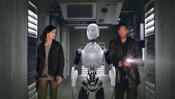 بریجیت مویناهان در صحنه فیلم سینمایی من، روبات به همراه ویل اسمیت