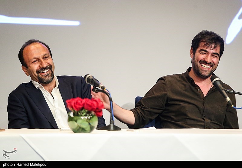 سید‌شهاب حسینی در نشست خبری فیلم سینمایی فروشنده به همراه اصغر فرهادی