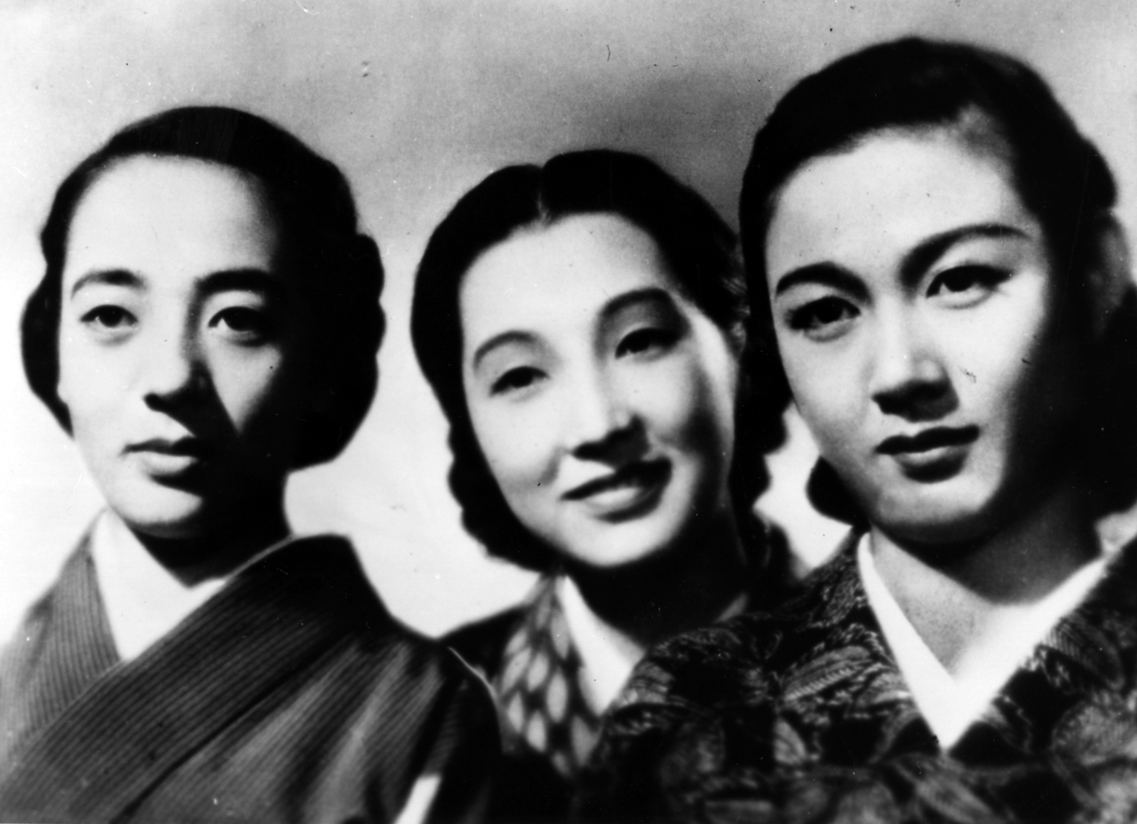  فیلم سینمایی The Brothers and Sisters of the Toda Family با حضور Kuniko Miyake، Mieko Takamine و Michiko Kuwano