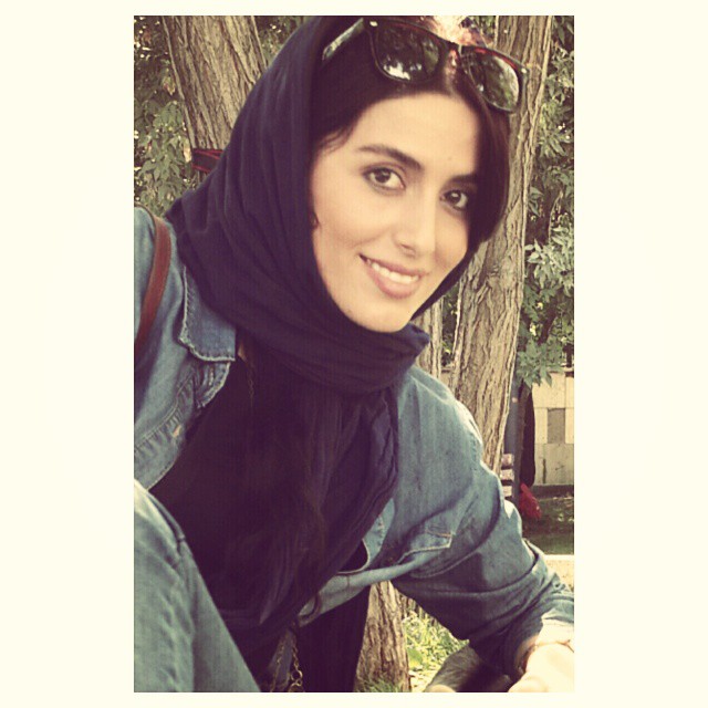 تصویری شخصی از رها خدایاری، بازیگر سینما و تلویزیون