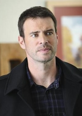 Scott Foley در صحنه سریال تلویزیونی آناتومی گری