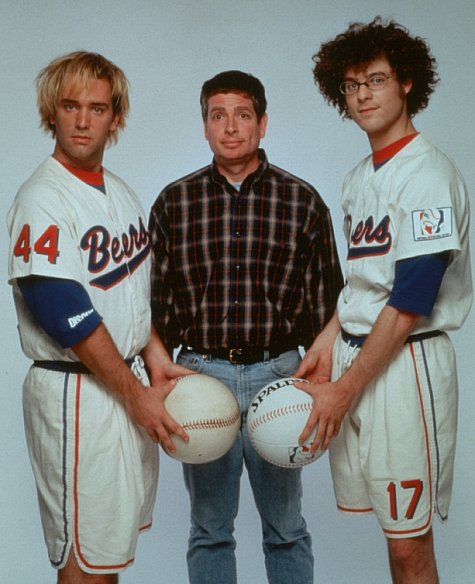 دیوید زاکر در صحنه فیلم سینمایی بیسکتبال به همراه Trey Parker و Matt Stone