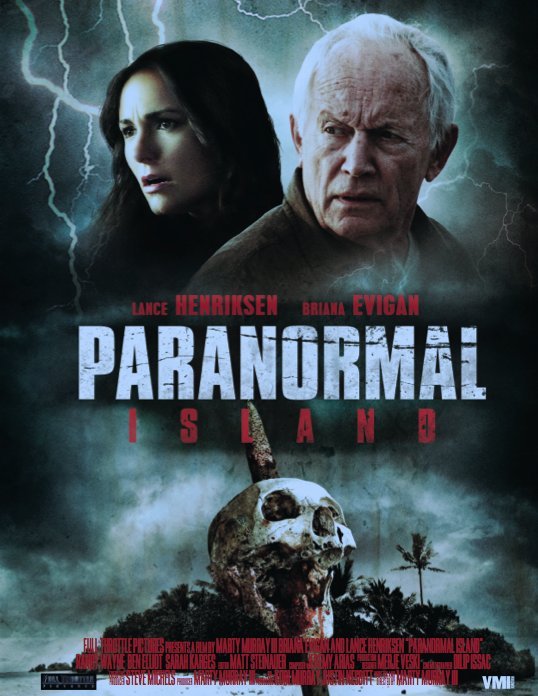 Briana Evigan در صحنه فیلم سینمایی Paranormal Island به همراه لانس هنریکسن