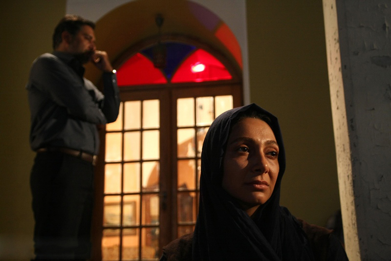  فیلم سینمایی قلاده های طلا به کارگردانی ابوالقاسم طالبی