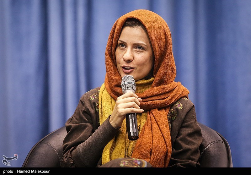سارا بهرامی در نشست خبری سریال تلویزیونی پرده‌نشین