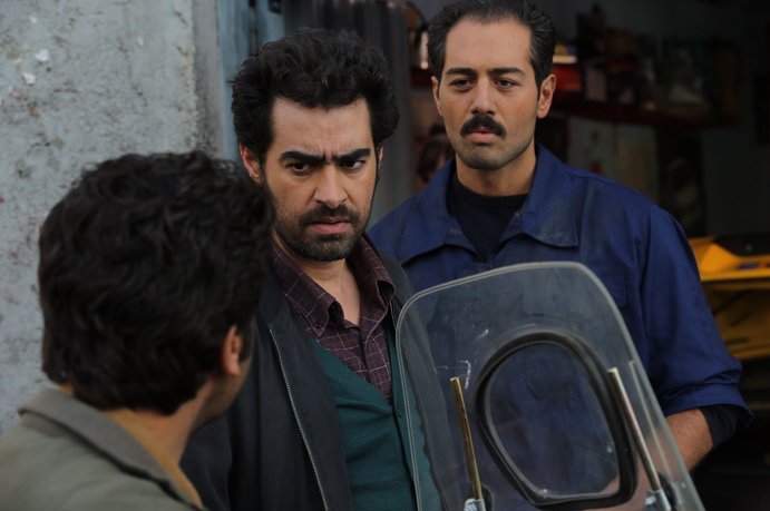 نیما راد در صحنه فیلم سینمایی چهارشنبه به همراه سید‌شهاب حسینی