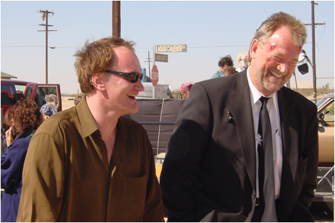 Bo Svenson در صحنه فیلم سینمایی بیل را بکش بخش ۲ به همراه کوئنتین تارانتینو