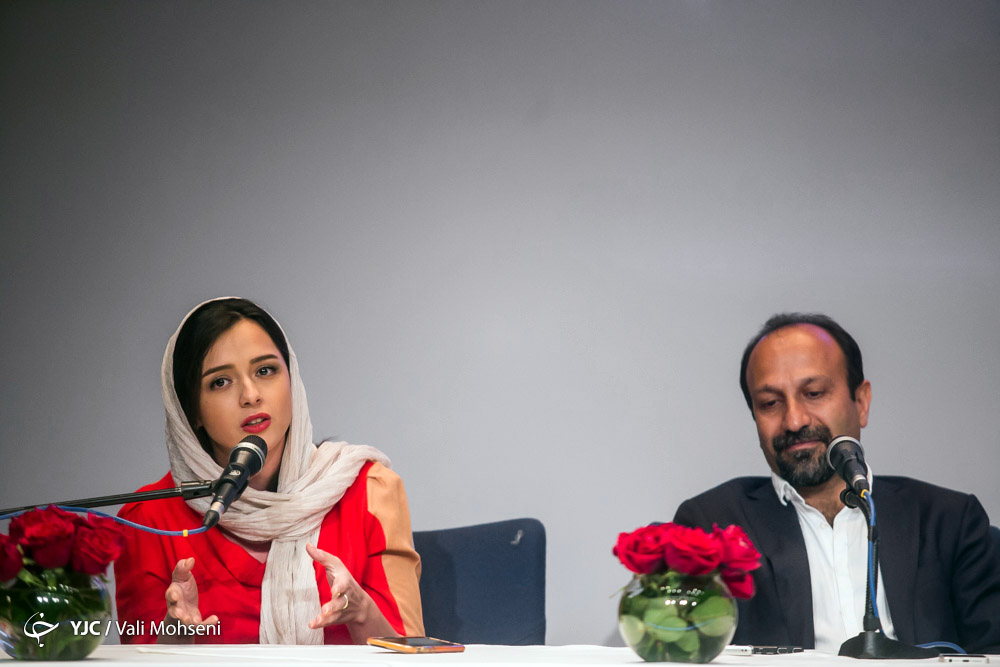 اصغر فرهادی در نشست خبری فیلم سینمایی فروشنده به همراه ترانه علیدوستی