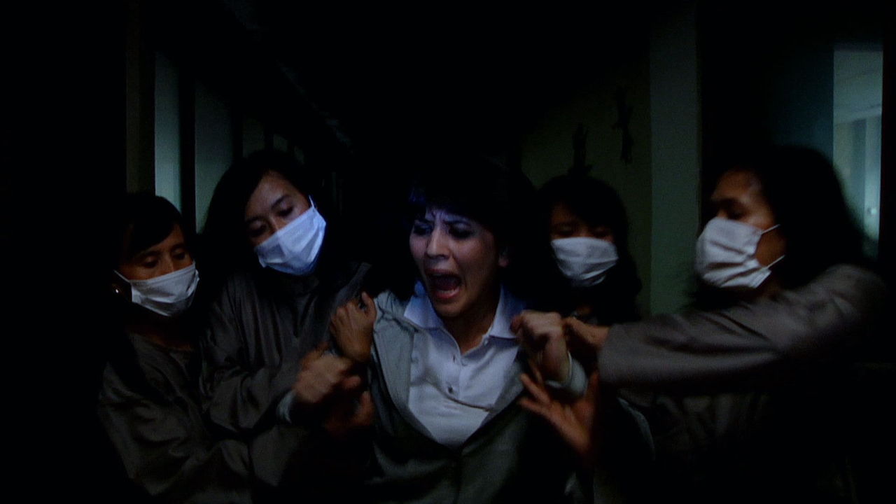  فیلم سینمایی V/H/S/2 به کارگردانی Timo Tjahjanto و Eduardo Sánchez و Gareth Evans و آدام وینگارد و سیمون برت و Jason Eisener و Gregg Hale