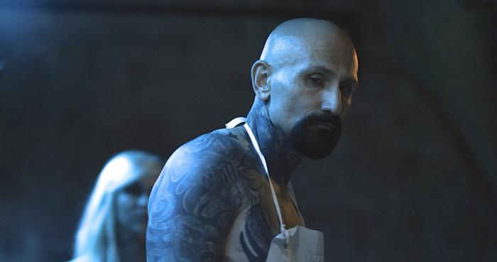 Robert LaSardo در صحنه فیلم سینمایی Parlor