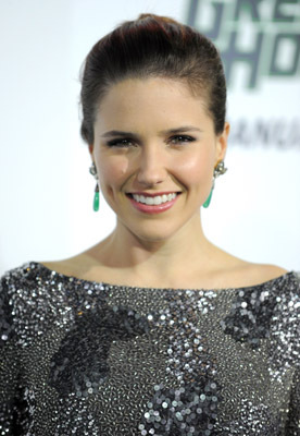 Sophia Bush در صحنه فیلم سینمایی نقابداران