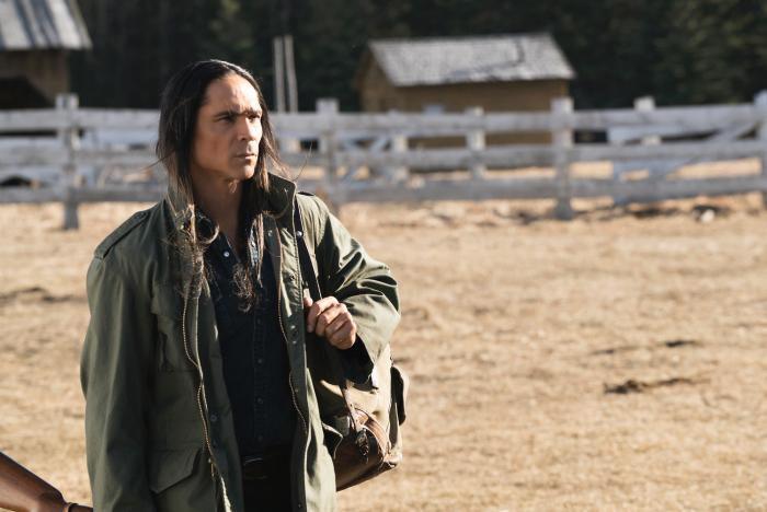 Zahn McClarnon در صحنه سریال تلویزیونی فارگو - فصل 1 قسمت 10