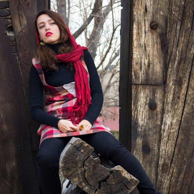 تصویری شخصی از فائزه علوی، بازیگر سینما و تلویزیون