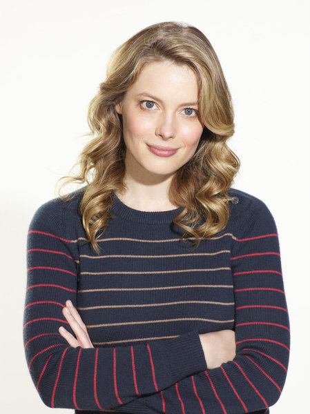 Gillian Jacobs در صحنه سریال تلویزیونی Community