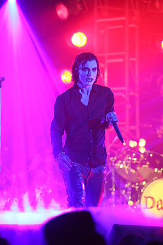 Gavin Rossdale در صحنه سریال تلویزیونی ذهن های مجرم