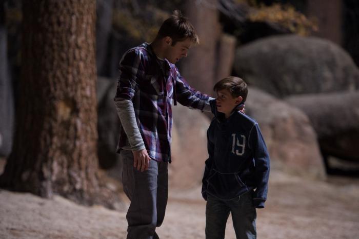 Jacob Buster در صحنه فیلم سینمایی Lost Boy به همراه Matthew Fahey