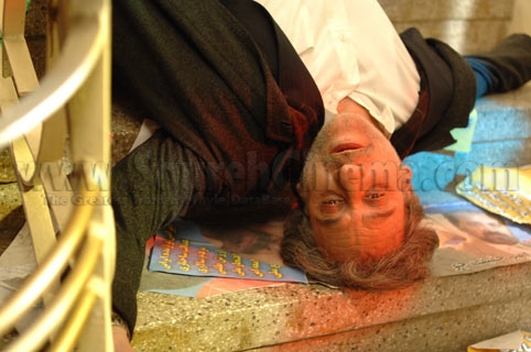 مسعود رایگان در صحنه فیلم سینمایی زادبوم