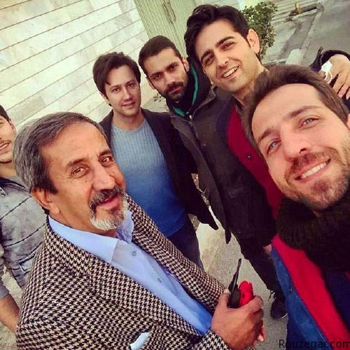 امیرحسین آرمان در پشت صحنه سریال تلویزیونی پریا به همراه شاهرخ استخری مراغه