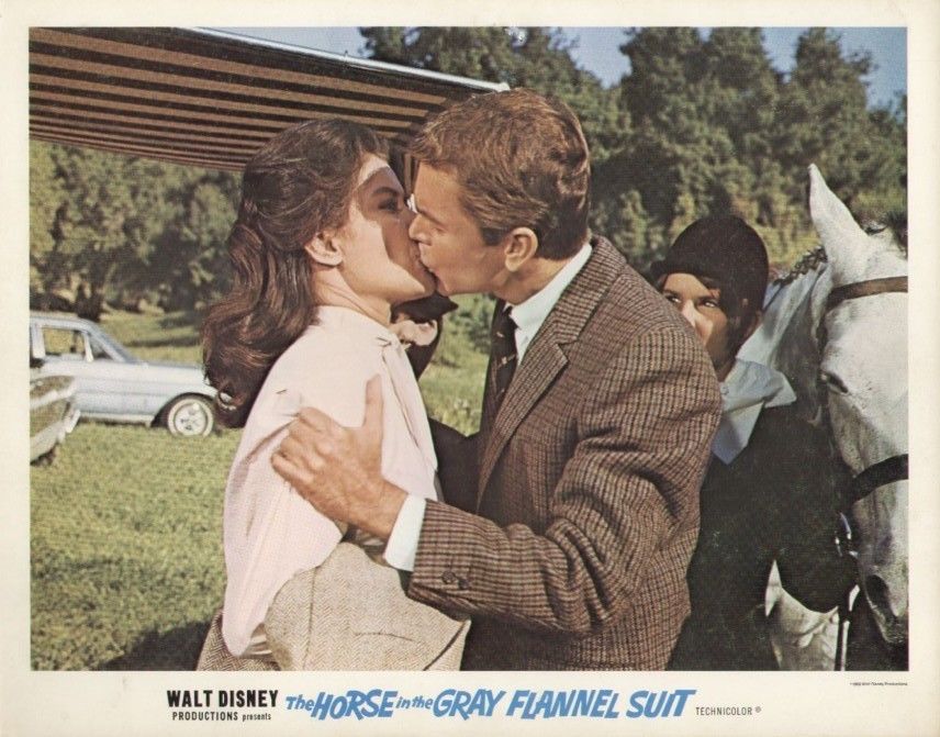 Diane Baker در صحنه فیلم سینمایی The Horse in the Gray Flannel Suit به همراه Dean Jones