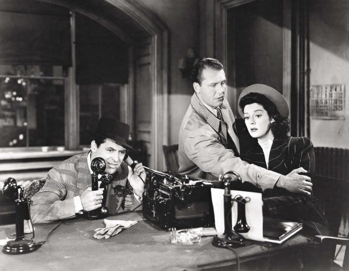 رالف بلامی در صحنه فیلم سینمایی دستیار همه کاره او (دختر تمام وقت) به همراه Rosalind Russell و کری گرانت