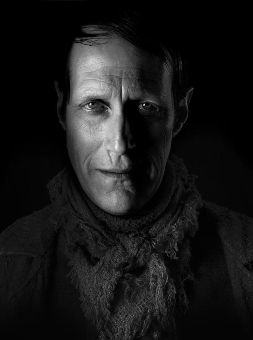 Christopher Heyerdahl در صحنه سریال تلویزیونی جهنم متحرک