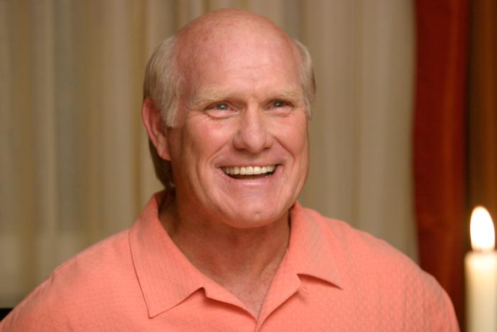 Terry Bradshaw در صحنه فیلم سینمایی ناکامی در پرتاب